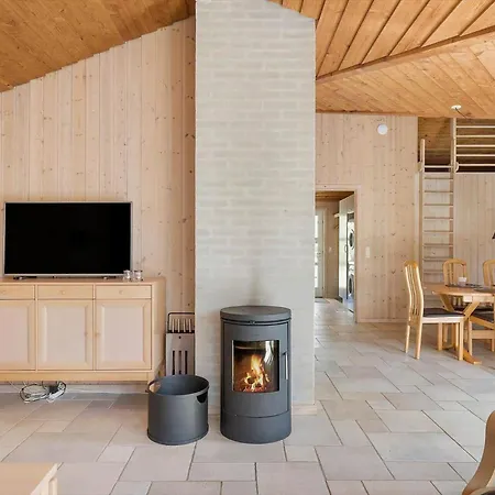 1409 Aakirkeby - Sluseparken 9 A Nyaraló